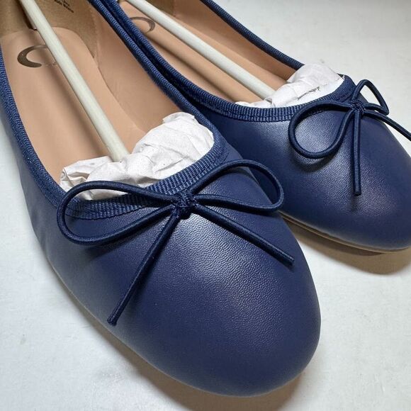 Journee Collection Womens 7 M Navy Blue Vika Bow Slip On Flats NIB HP3 - Picture 2 of 4